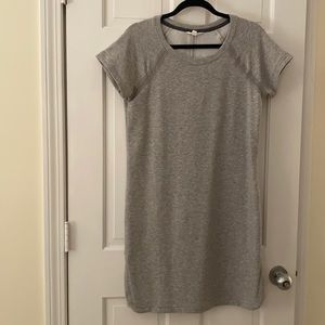 Short sleeve cotton t dress